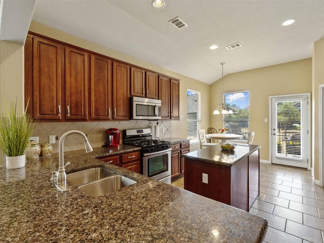 7233 Menchaca Rd Unit #31