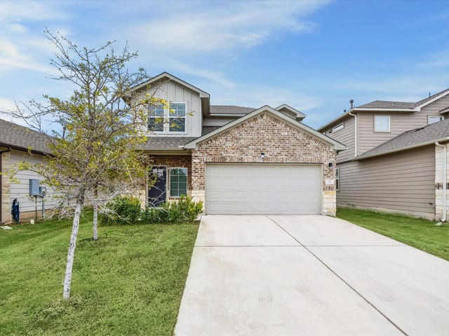 724 Aster Pl
