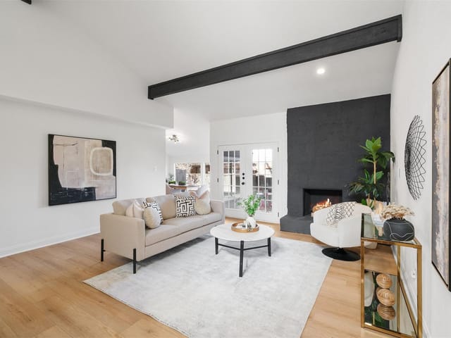 7261 Coronado Cir