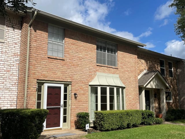 7269 Creekside DR