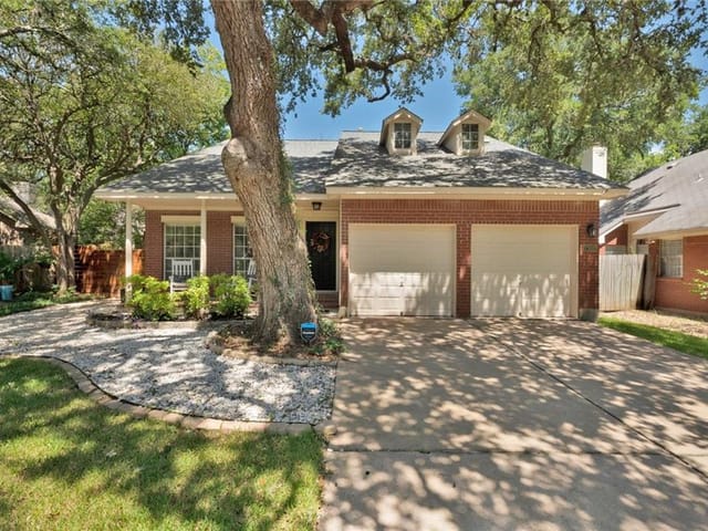 7302 John Blocker Dr