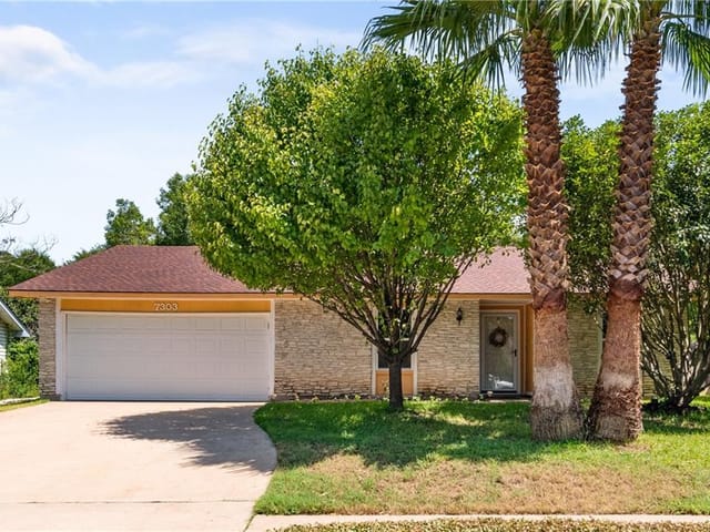 7303 FERNDALE Cir