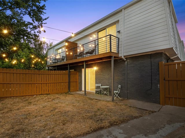 7304 Duval St