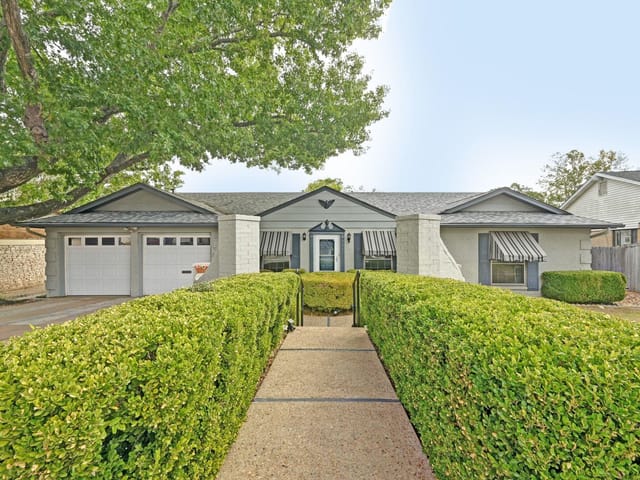 7305 Berkman DR