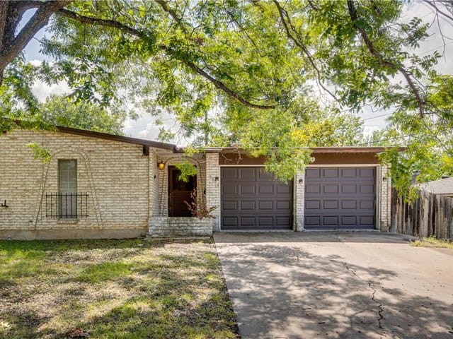7305 Marywood Cir