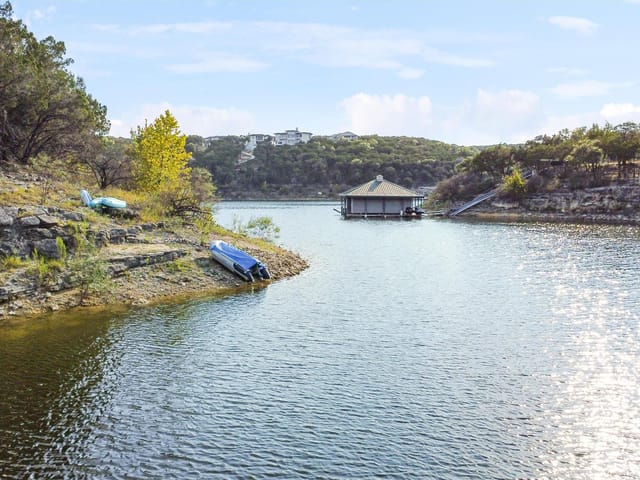 7308 ADMIRALS PARK Dr
