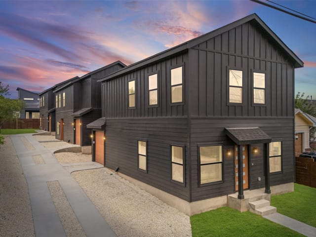 7310 Carver Ave Unit #1