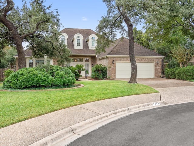 7311 Foxtree Cv