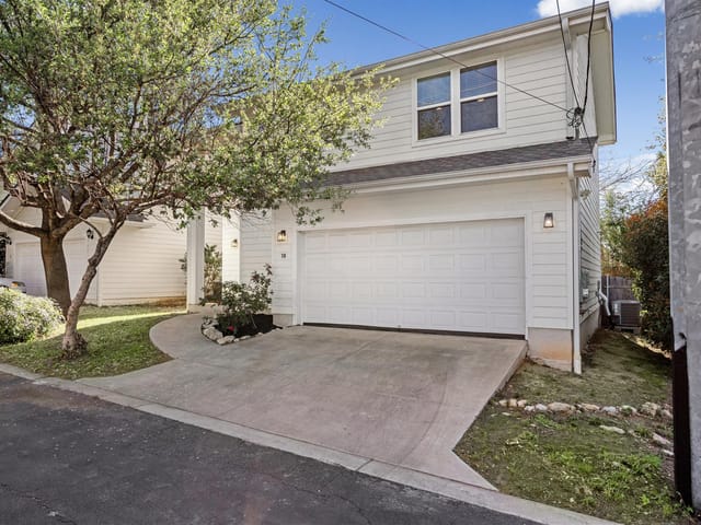 7312 E Ben White Blvd Unit #10