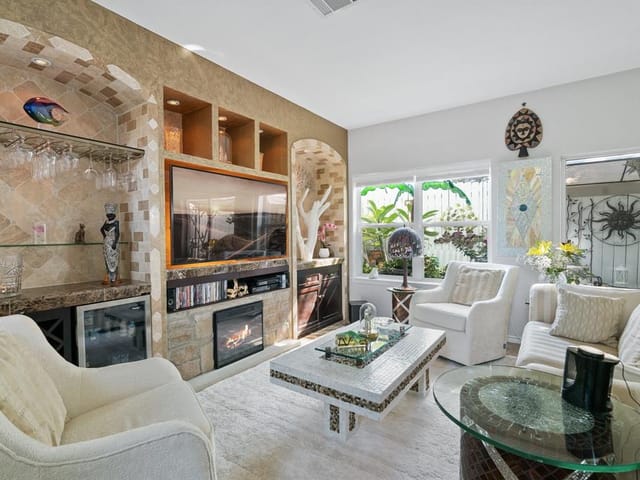 7312 E Ben White Blvd Unit #15