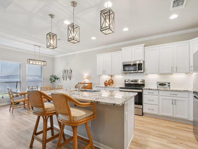 7316 Caladium DR
