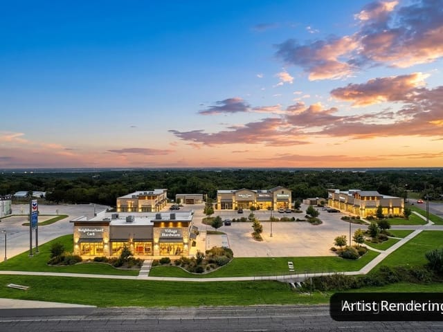 7379 W Us Highway 190