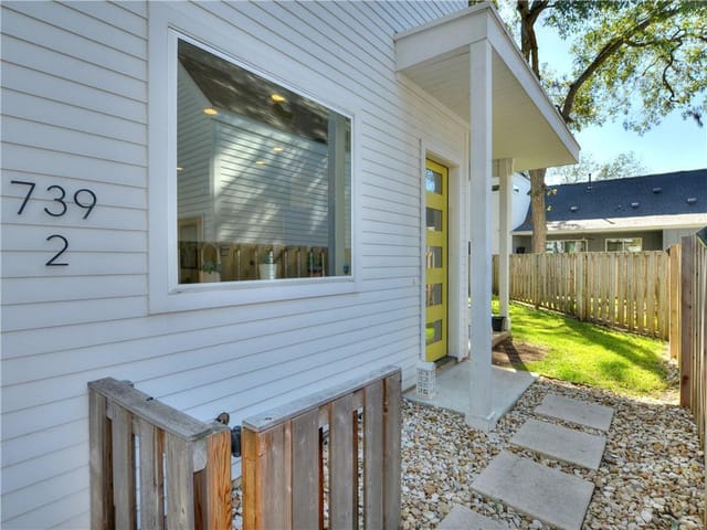 739 Gunter St Unit #2