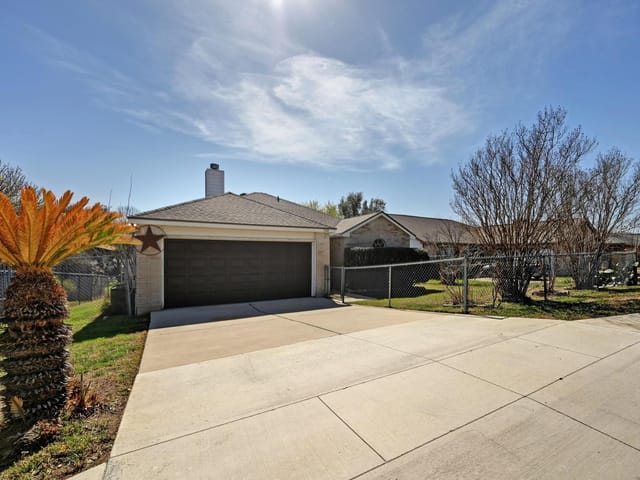 740 Clearview CIR