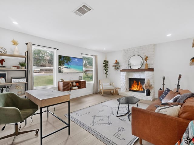 7402 Gaines Mill LN
