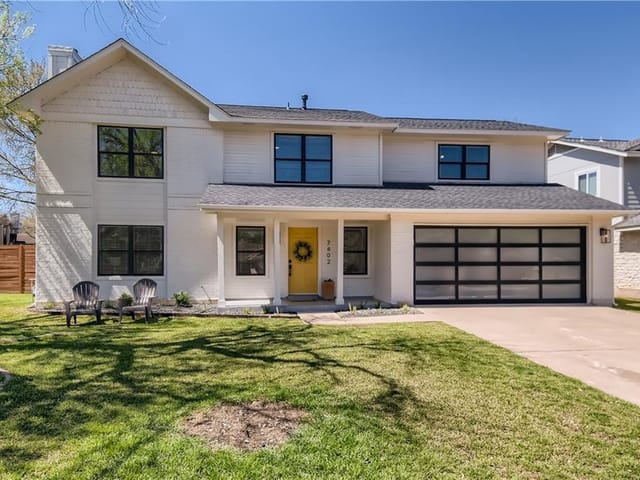 7402 Whistlestop Dr