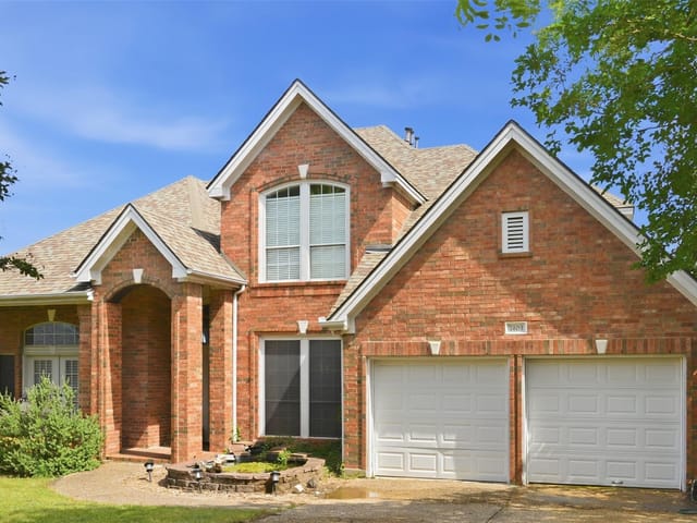 7403 Blue Beach Cv - front exterior - Luxury home in GREAT HILLS XXIII, Austin, TX