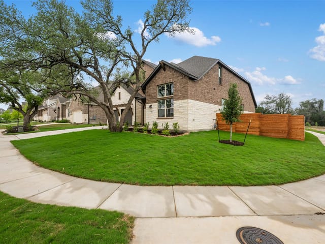 7404 Montage DR
