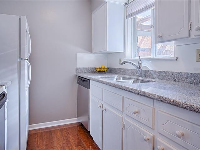 7406 Shadow Hill Dr Unit #108