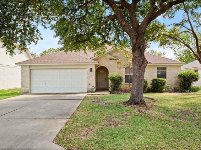 7409 Amanda Ellis Way