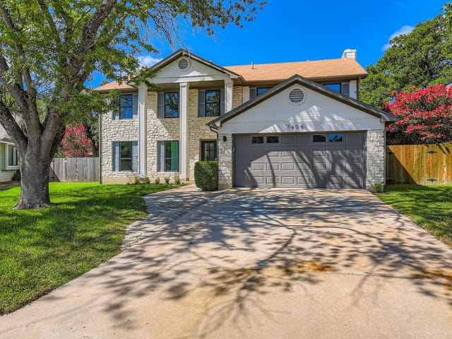 7409 Whistlestop Dr