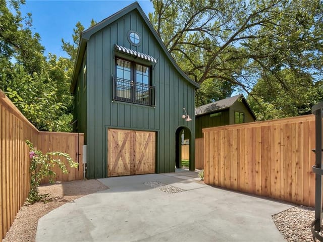 741 Cherico St Unit #2