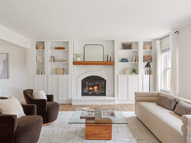 7412 Whistlestop Dr