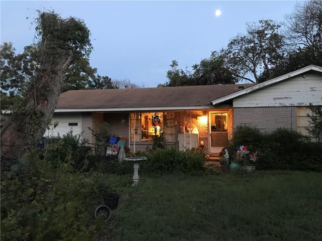 7415 Albert Rd