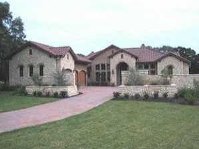 7420 Oak Shore DR