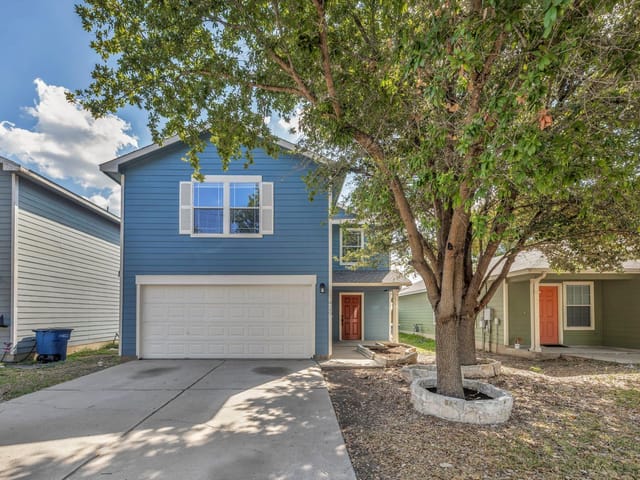 7429 Elk Pass Dr
