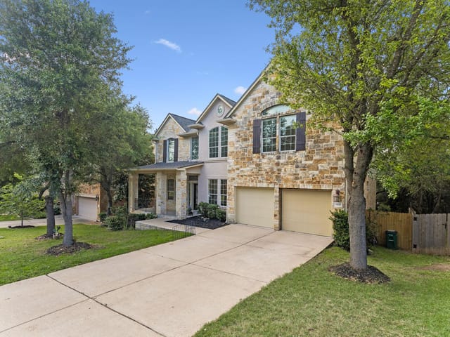 7433 Bonniebrook DR