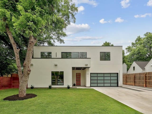 745 Gunter St Unit #1