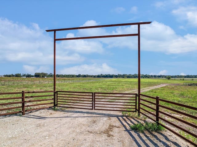 750 County Road 380
