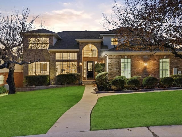 7500 Fireoak DR