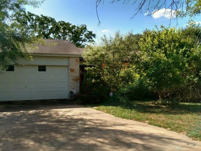 7504 Calumet Cv