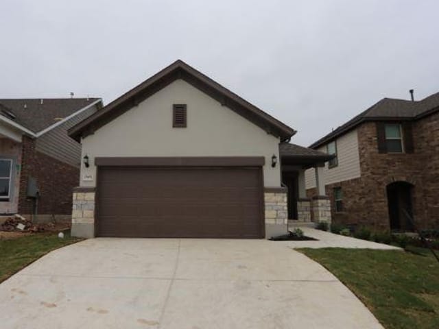 7505 Albany Dr