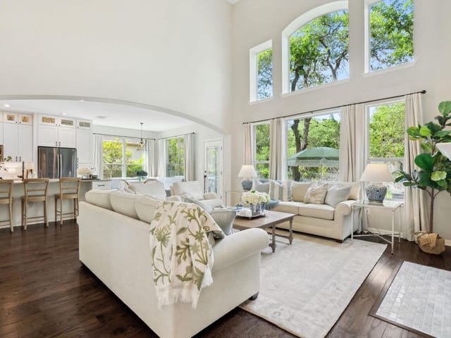 7505 Seneca Falls Loop