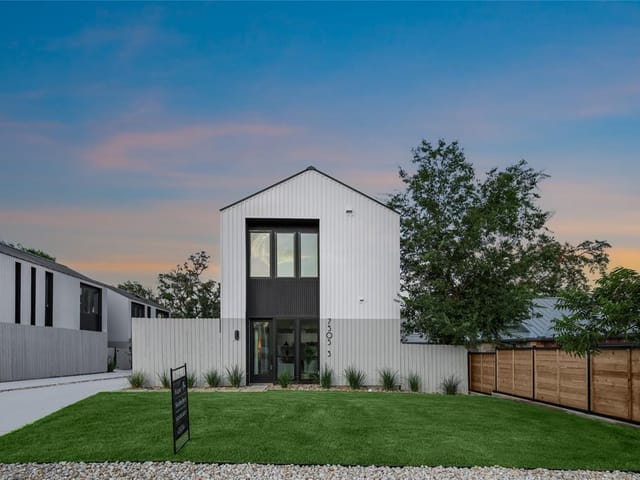 7505 Wynne Ln Unit #3