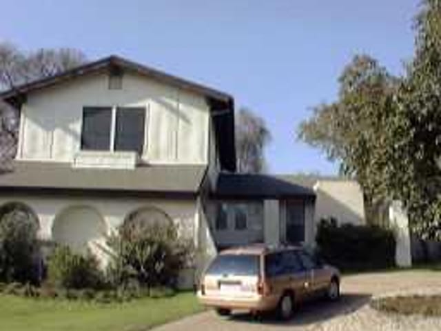 7506 ROCKPOINT DR