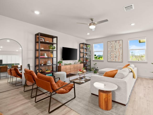 7506 Traylor CV