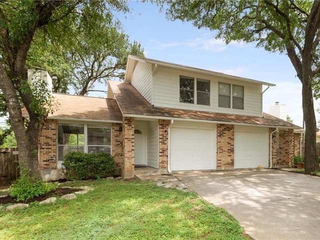 7507 Saint Amant Pl