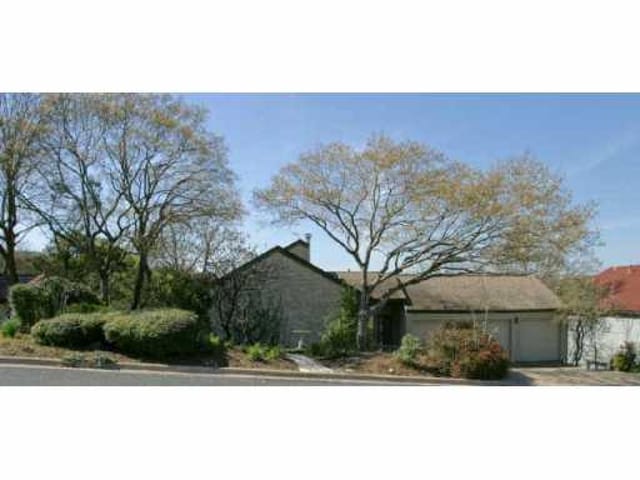 7510 DOWNRIDGE Dr