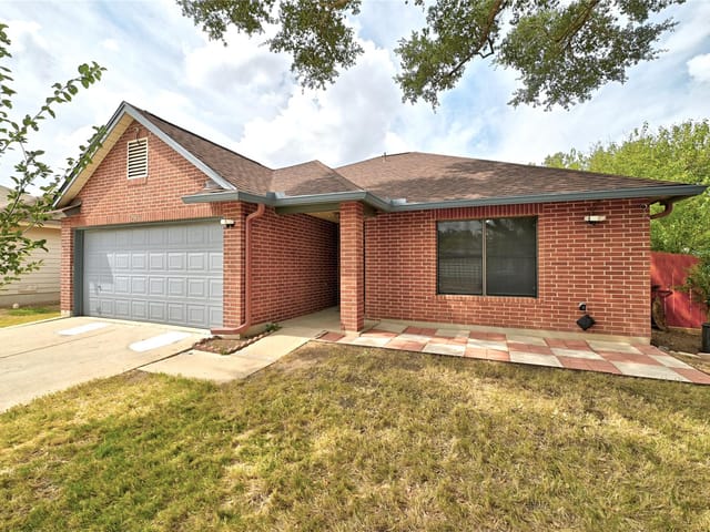 7516 Cats Eye LN