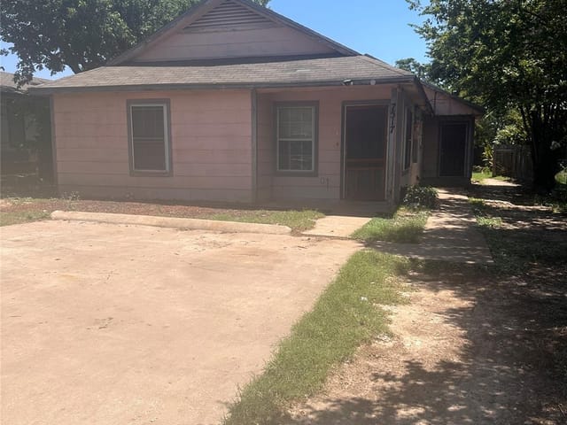 7517 Bethune Ave Unit #A & B