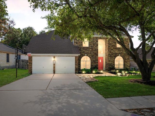 7517 Vol Walker Dr