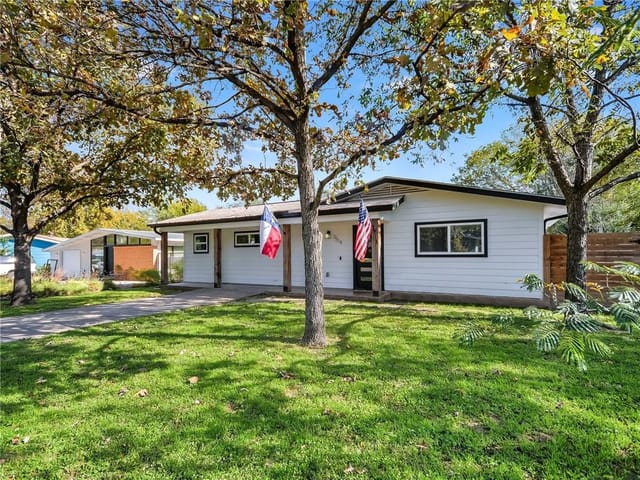 7519 Meadowview Ln