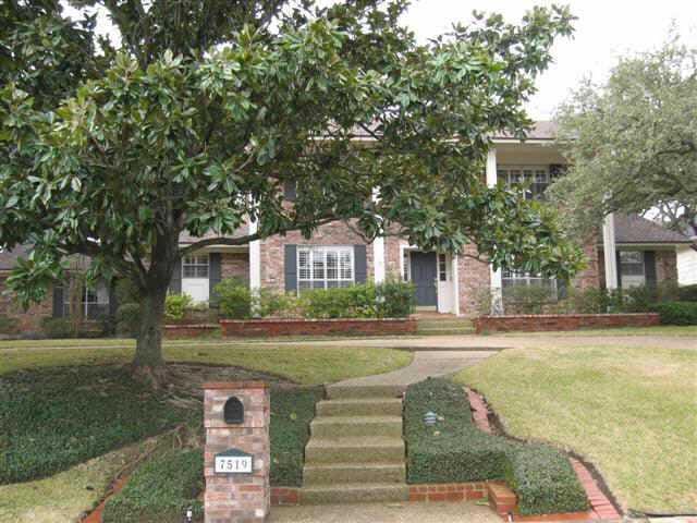 7519 Stonecliff Dr