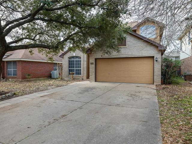 7520 Tovar Dr