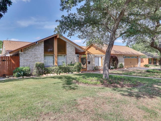 7521 Glenhill Rd