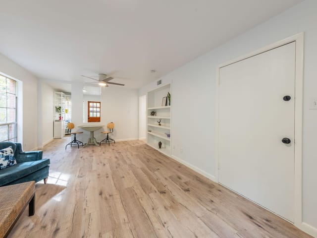 755 E Oltorf St Unit #101